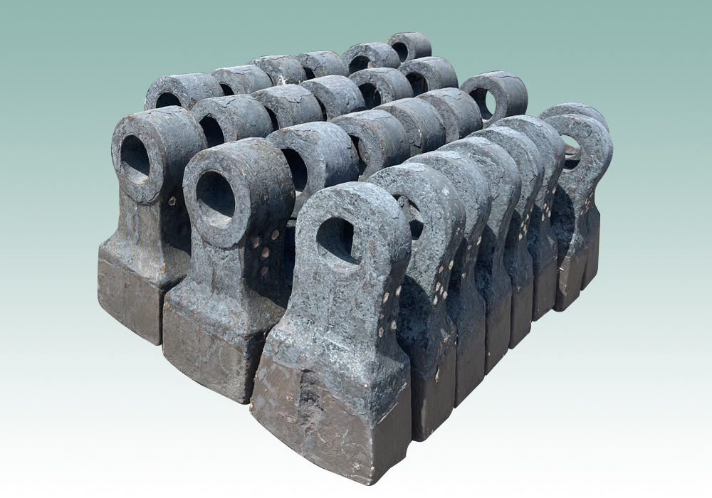 耐磨破碎機錘頭 雙金屬、陶瓷復合與耐磨合金錘頭的鑄造廠家選擇指南